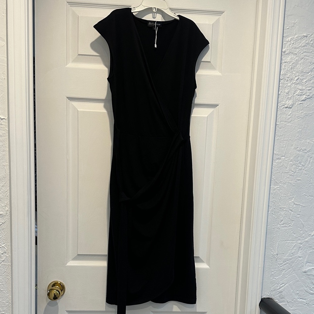 Elegant Black Midi Dress